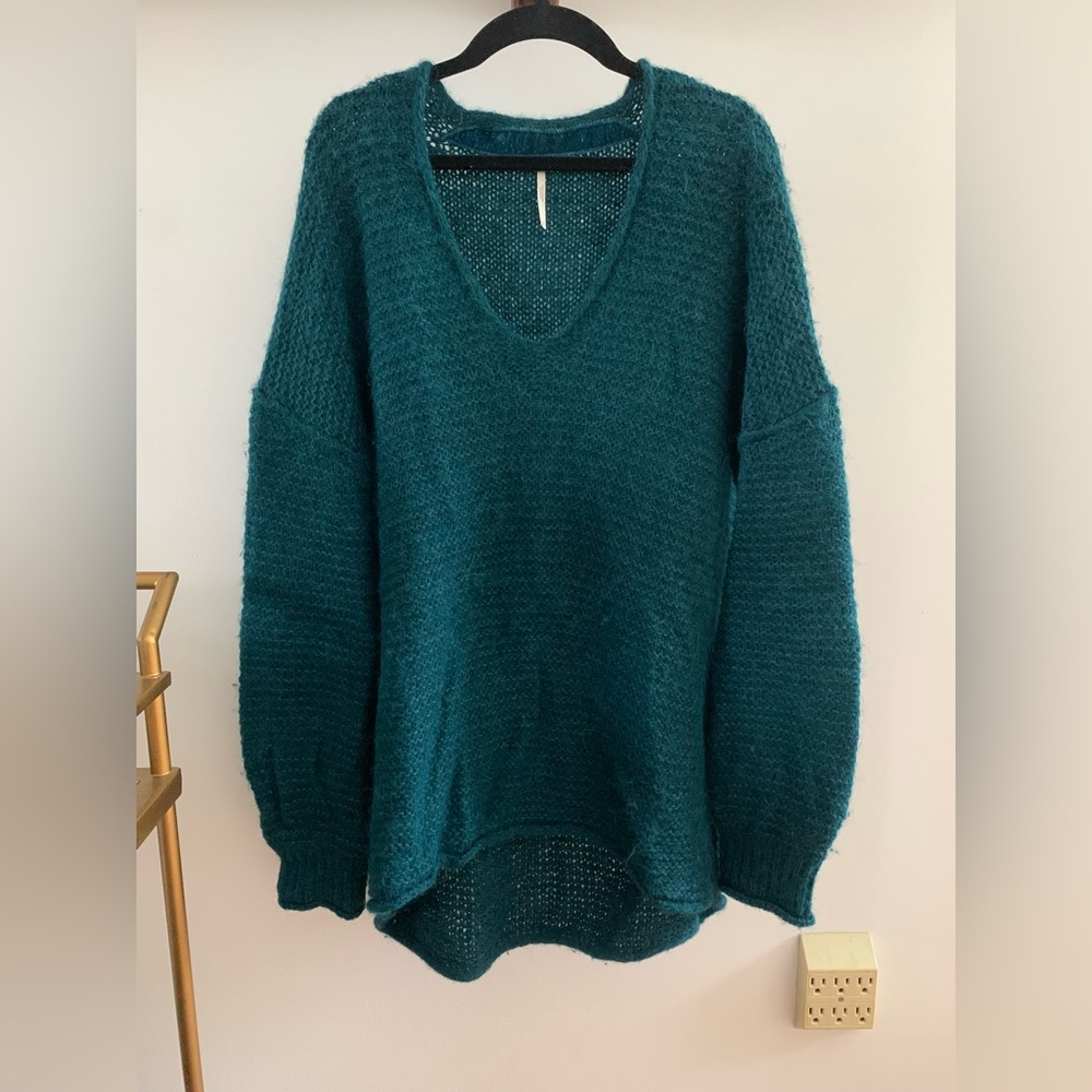 Free People oversized teal sweater, size xs